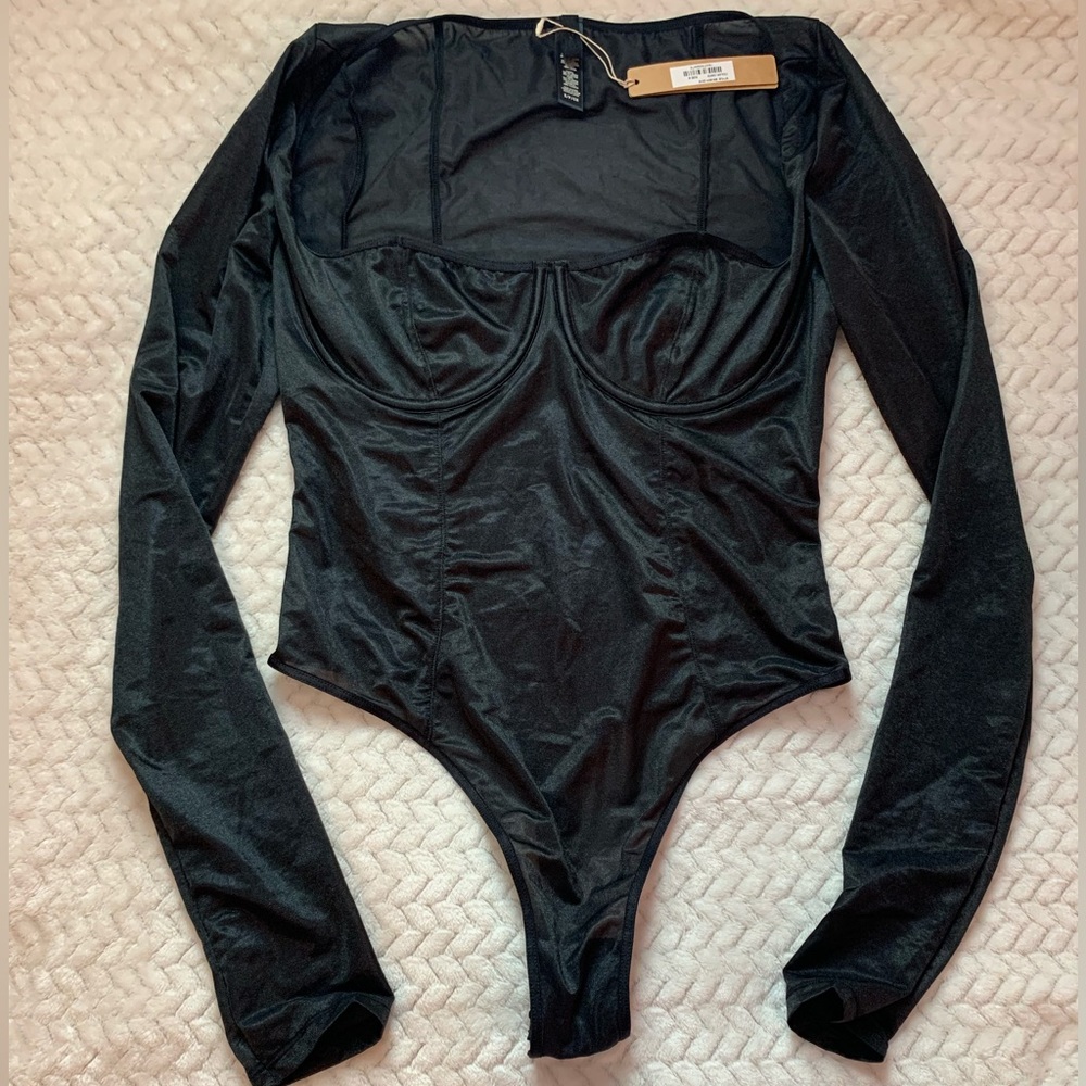 SKIMS Glissenette Long Sleeve Bodysuit